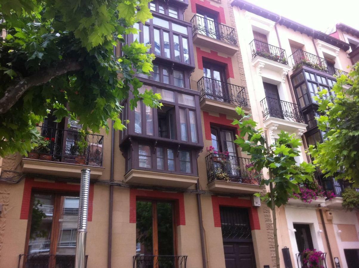 لوغرونيو Piso Con Encanto En Zona De Tapas المظهر الخارجي الصورة